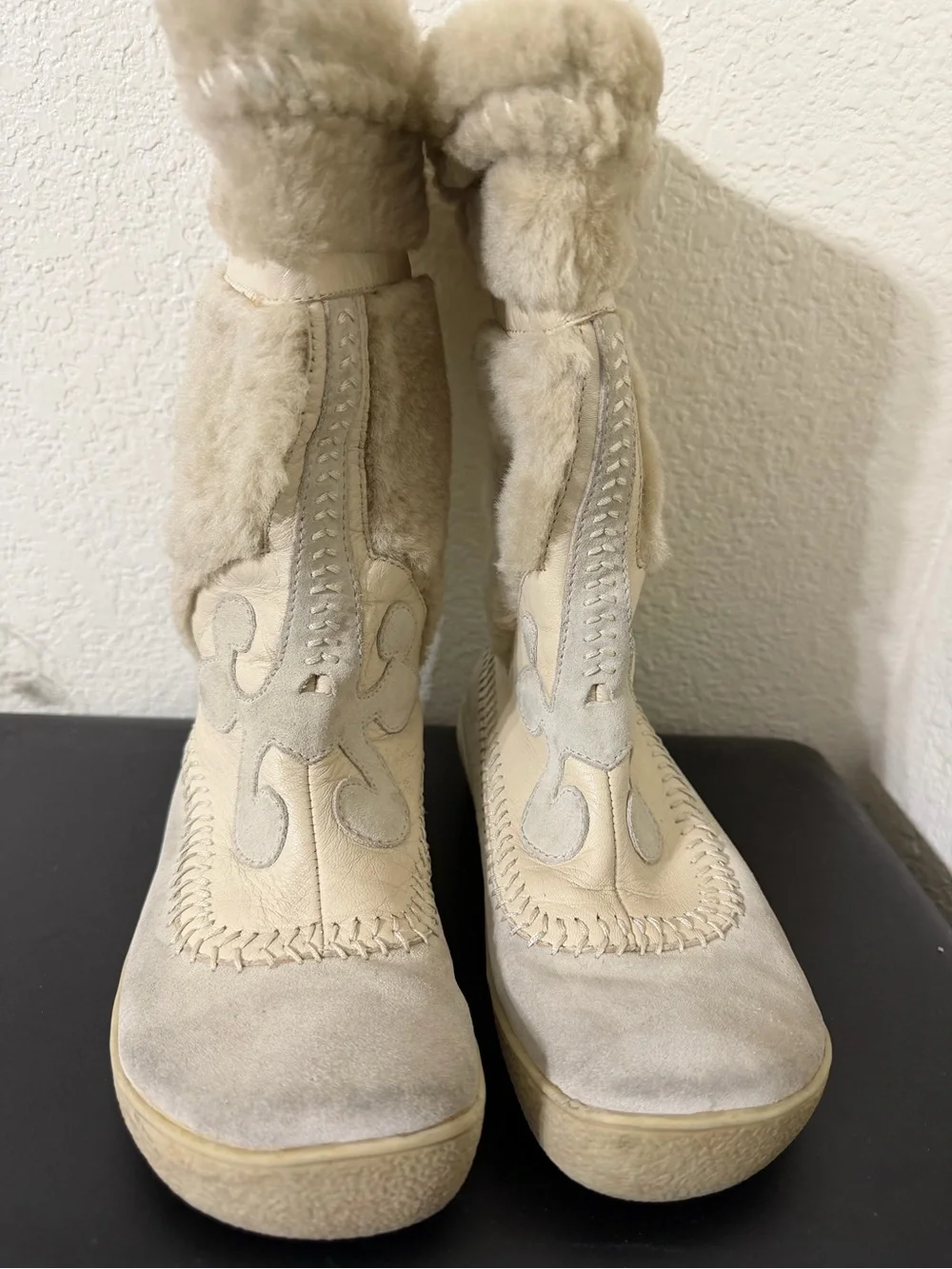 Reaction Kenneth Cole Sheep of Trouble boots size 7
